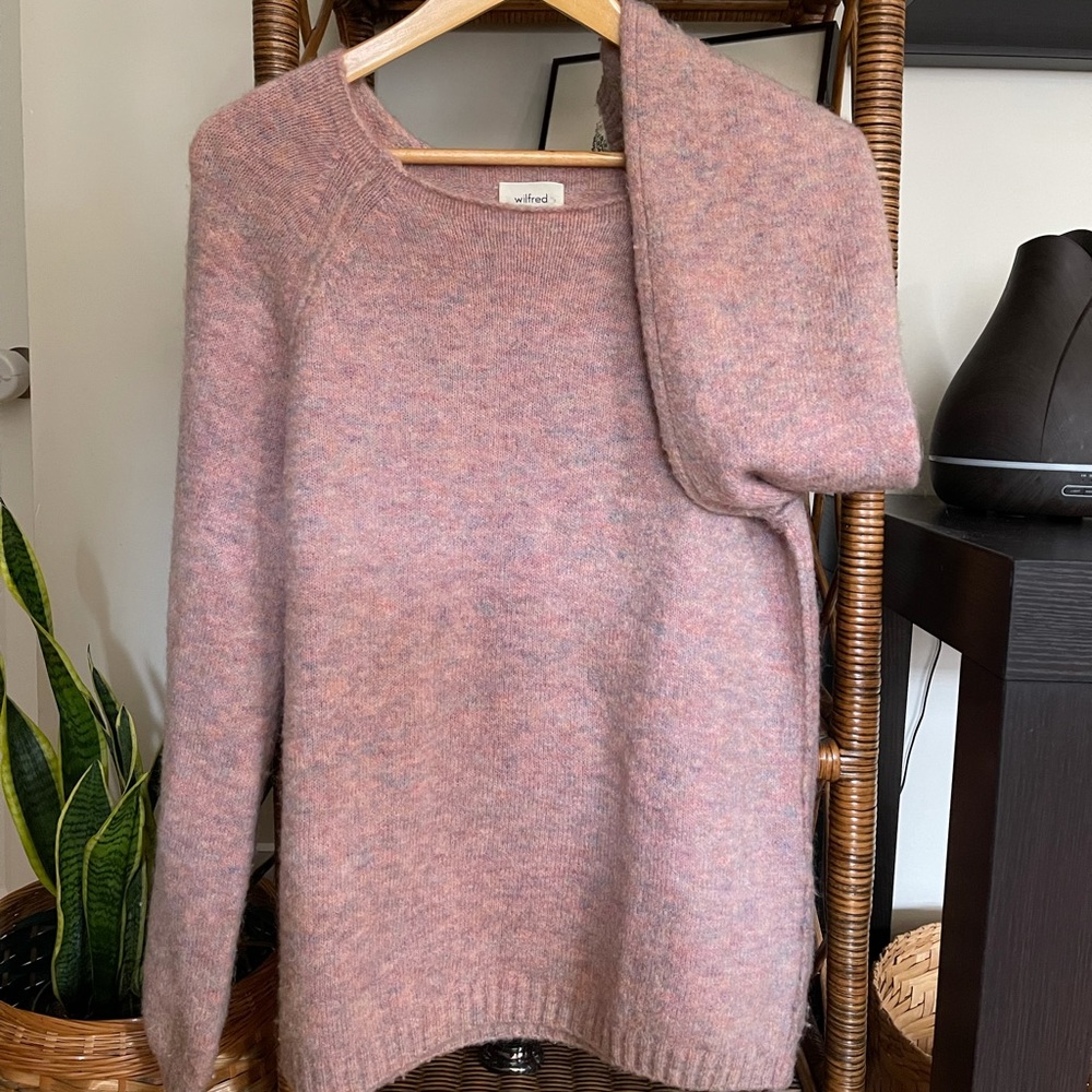 Aritzia Chapais Sweater by Wilfred - size small
